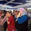 Tarım İşçileri Yan Yana Defnedildi Tarım İşçileri Yan Yana Defnedildi