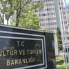 "Yerli ve milli" 345 değere sanatçı kartı "Yerli ve milli" 345 değere sanatçı kartı