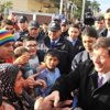 Başbakan Ahmet Davutoğlu halay çekti Başbakan Ahmet Davutoğlu halay çekti