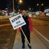 Eşiyle barışabilmek için İstanbul’dan Ankara’ya yürüyor Eşiyle barışabilmek için İstanbul’dan Ankara’ya yürüyor
