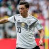 Mesut Özil kimdir? Kaç yaşında ve aslen nereli? Almanya Milli Takımı’nı bırakan Özil hakkında merak edilenler Mesut Özil kimdir? Kaç yaşında ve aslen nereli? Almanya Milli Takımı’nı bırakan Özil hakkında merak edilenler