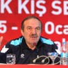 'Derbi yönetemez' dediği hakemi Galatasaray - Beşiktaş derbisine atadı 'Derbi yönetemez' dediği hakemi Galatasaray - Beşiktaş derbisine atadı