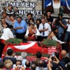 Fikret Otyam cemevinden türkülerle uğurlandı Fikret Otyam cemevinden türkülerle uğurlandı
