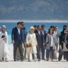 Emine Erdoğan Salda Gölü'nü gezdi
