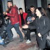 Çalgıcılara eşlik etti