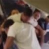Pilot, uçağı havaya uçurmakla tehdit etti