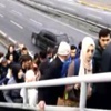 Üstgeçitte yaya trafiği durdu Üstgeçitte yaya trafiği durdu