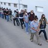 Adana'da zehir tacirlerine darbe! Şifreli konuşmaları deşifre edildi Adana'da zehir tacirlerine darbe! Şifreli konuşmaları deşifre edildi