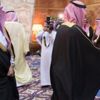 Körfez prensleri Pakistan'da kuş avlamak için Pakistan'a 200 bin dolar ödedi Körfez prensleri Pakistan'da kuş avlamak için Pakistan'a 200 bin dolar ödedi