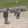 Dereye düşen 3 yaşındaki çocuk ölü bulundu Dereye düşen 3 yaşındaki çocuk ölü bulundu