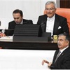 Baykal mikrofonunu açık unuttu Baykal mikrofonunu açık unuttu