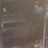 Kamyonun altında kalmaktan son anda kurtuldu Kamyonun altında kalmaktan son anda kurtuldu