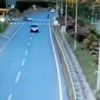Son dakika: Antalya'da korkunç kaza kamerada! Metrelerce havaya savrulup... |Video