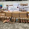 Kargo nakliye kamyonunda 3 ton kaçak tütün ele geçirildi Kargo nakliye kamyonunda 3 ton kaçak tütün ele geçirildi