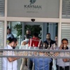 Kaynak Holding'e polis baskını Kaynak Holding'e polis baskını