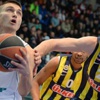 Fener, Rus'a fark attı! Fener, Rus'a fark attı!