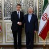 İngiltere Dışişleri Bakanı, İran nükleer anlaşmasının geleceğini görüşmek için Tahran'da