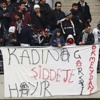 Beşiktaş taraftarlarından anlamlı pankart! Beşiktaş taraftarlarından anlamlı pankart!