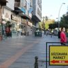 Depremden sonra bazıları sokağa, bazıları çatılara çıktı Depremden sonra bazıları sokağa, bazıları çatılara çıktı