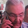 Baykal, yeni telefonuna kavuştu Baykal, yeni telefonuna kavuştu