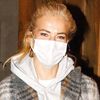 Burcu Esmersoy arkadaşlarıyla buluştu Burcu Esmersoy arkadaşlarıyla buluştu