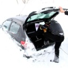 Otomobiller kara gömüldü Otomobiller kara gömüldü