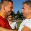 Podolski'den Hamza Hamzaoğlu'na mesaj! Podolski'den Hamza Hamzaoğlu'na mesaj!