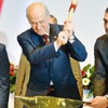 Başınıza yıkarız Başınıza yıkarız