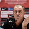 Terim sağ bekte joker kullanacak