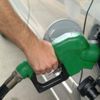 Benzine bu gece yarısından itibaren indirim geliyor