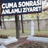 SON DAKİKA: Başkan Recep Tayyip Erdoğan Eyüpsultan Camii'nde kıldığı cuma namazı sonrası vatandaşlarla sohbet etti