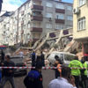Zeytinburnu'nda bina çöktü! Ekipler bölgede Zeytinburnu'nda bina çöktü! Ekipler bölgede