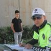Polisin 'neden dışarı çıktın?' sorusuna 'ceza yemek için' dedi Polisin 'neden dışarı çıktın?' sorusuna 'ceza yemek için' dedi