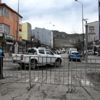Trafiğe kapatılan bazı caddeler Kovid-19 a karşı yıkanarak ... Trafiğe kapatılan bazı caddeler Kovid-19 a karşı yıkanarak ...
