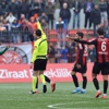 PFDK'dan Bursasporlu futbolcuya 1 ceza daha! PFDK'dan Bursasporlu futbolcuya 1 ceza daha!