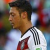 Mesut Özil'den Süleyman Seba için başsağlığı mesajı
