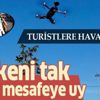 Taksim polisi drone'la, maske ve sosyal mesafeye uymaları için turistleri uyardı