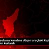 Adana da sulama kanalına düşen araçtaki kişiyi çevredekiler ... Adana da sulama kanalına düşen araçtaki kişiyi çevredekiler ...