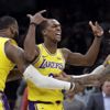 Lakers son saniye basketiyle kazandı Lakers son saniye basketiyle kazandı