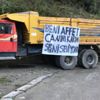 Kamyon kasasında eşinden özür diledi Kamyon kasasında eşinden özür diledi