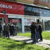 Diyarbakır Bağlar AK Parti ilçe başkanlığı binasına ateş açıldı Diyarbakır Bağlar AK Parti ilçe başkanlığı binasına ateş açıldı