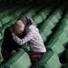 Hollandalı yazar, Srebrenitsa katliamını anlattı: ''Her şeyden önce, Müslüman kıyımıdır'' Hollandalı yazar, Srebrenitsa katliamını anlattı: ''Her şeyden önce, Müslüman kıyımıdır''
