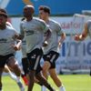 Beşiktaş PAOK maçı taktiğini çalıştı Beşiktaş PAOK maçı taktiğini çalıştı