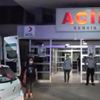 Adana'da polis memurunu sırtından bıçakladılar Adana'da polis memurunu sırtından bıçakladılar