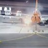 Mısır'da piste inen uçak alev aldı! Faciadan dönüldü! Mısır'da piste inen uçak alev aldı! Faciadan dönüldü!