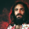 Yunan şarkıcı Demis Roussos hayatını kaybetti