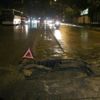 Kadıköy'de de yol çöktü Kadıköy'de de yol çöktü