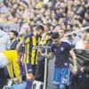 Topal sakatlandı!