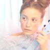 Serenay Sarıkaya hastaneye kaldırıldı! Serenay Sarıkaya hastaneye kaldırıldı!