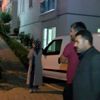Bağcılar da bir kadın tartıştığı komşusunu silahla ... Bağcılar da bir kadın tartıştığı komşusunu silahla ...